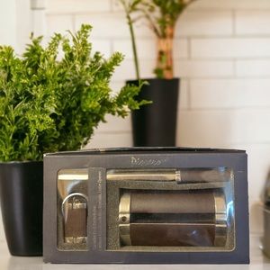 Pissaro Executive Desk Set NWT